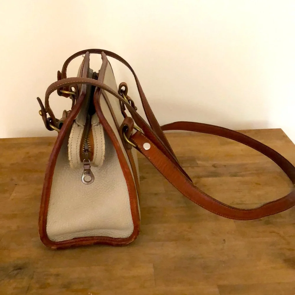 Vintage Dooney and Burke purse - Picture 2 of 3